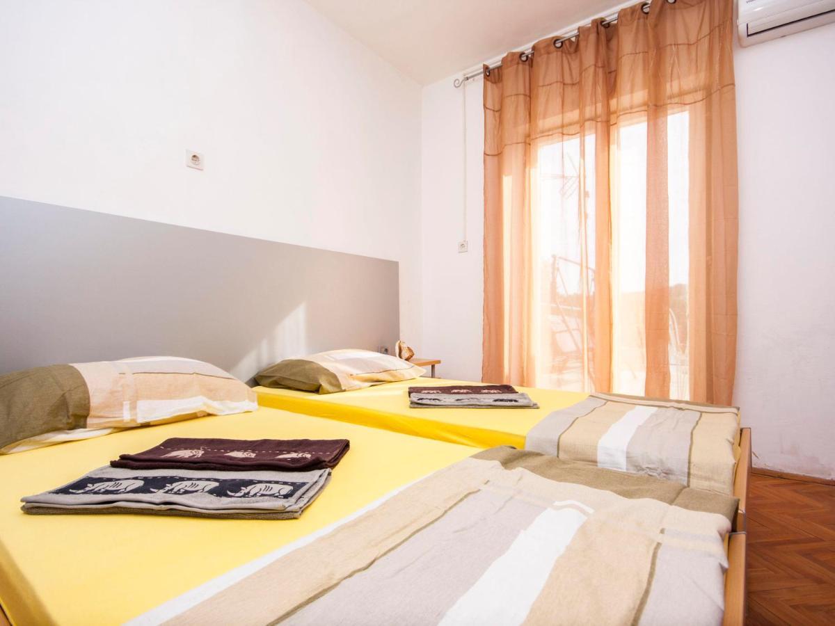 Apartments Tanfara Brodarica  Exterior photo